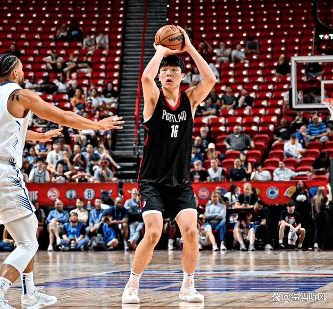 九游体育-关于西亚卡姆新星挺进下一轮表现惊艳，G2未来可期！的信息